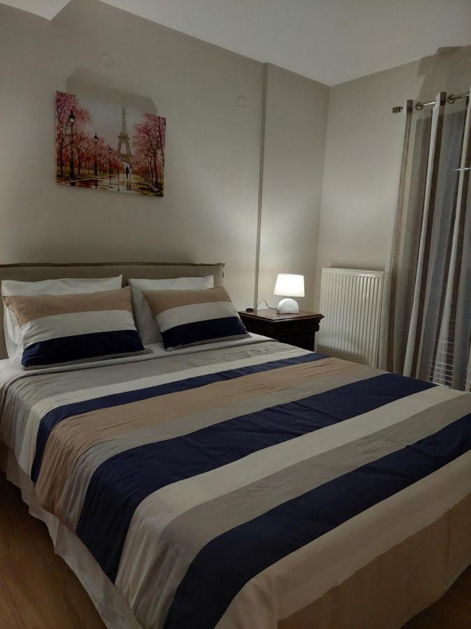 Αρτέμιδα Plus Karpenisi Apartment ภายนอก รูปภาพ